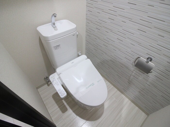 物件内観写真9　(トイレ)