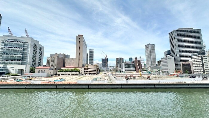 物件内観写真16　(室内からの展望)