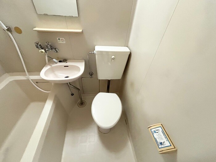 物件内観写真11　(トイレ)