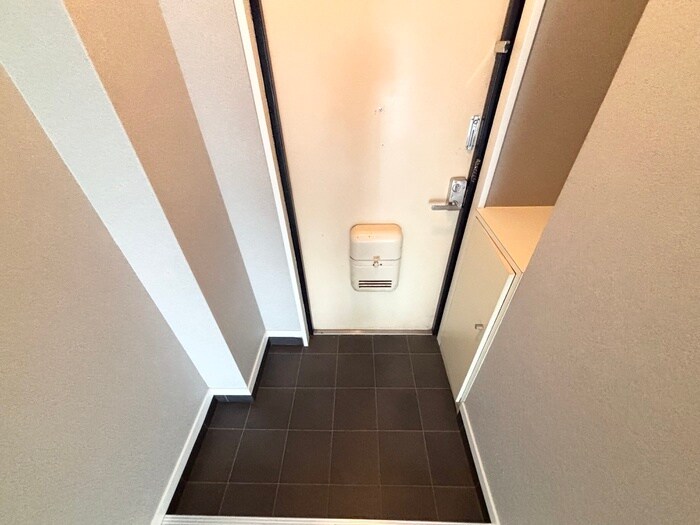 物件内観写真22　(玄関)