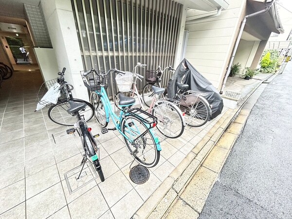駐輪場