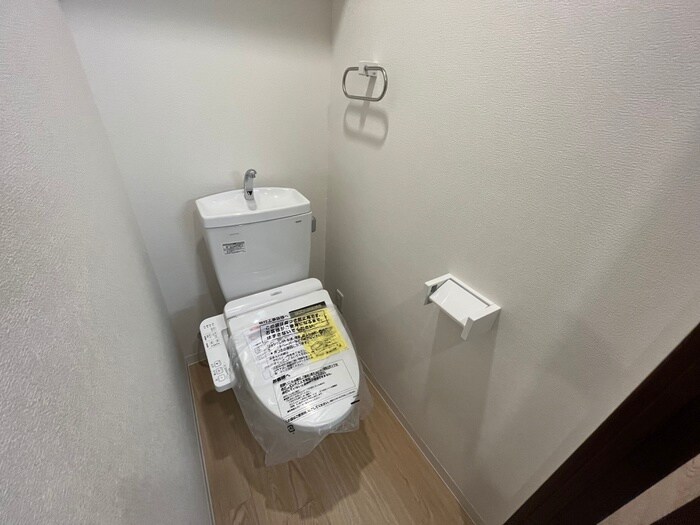 物件内観写真12　(トイレ)