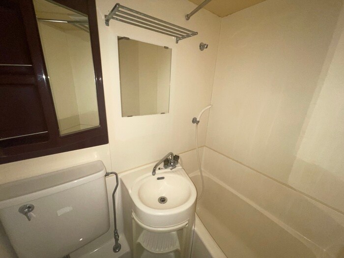 物件内観写真16　(洗面)