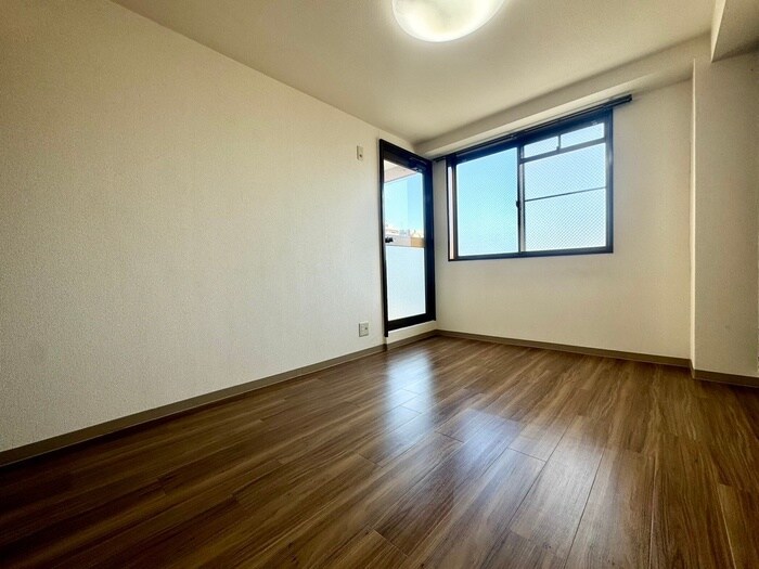 物件内観写真7　(居室)