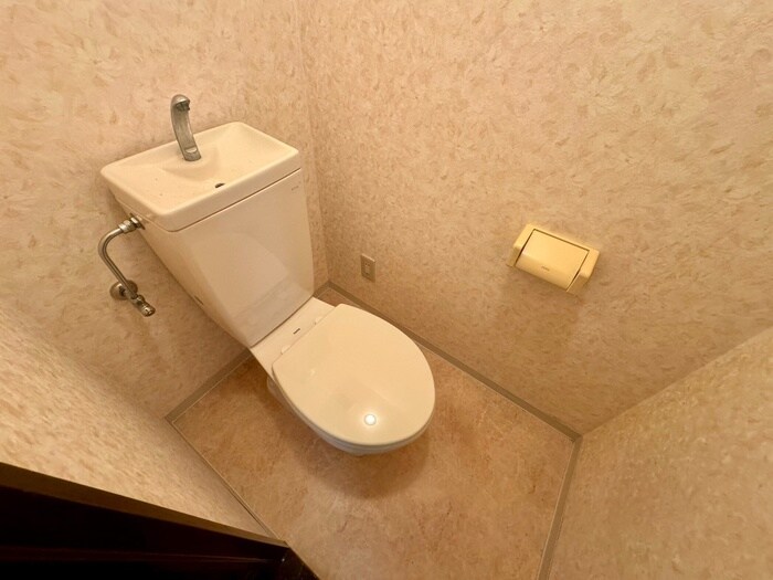 物件内観写真12　(トイレ)