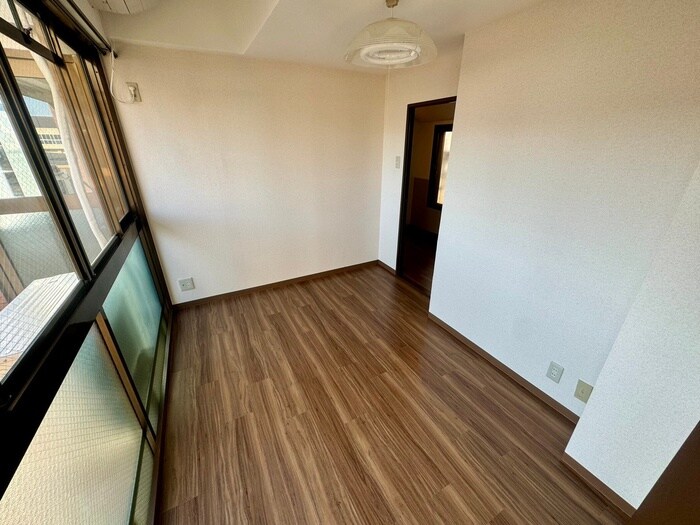 物件内観写真21　(居室)