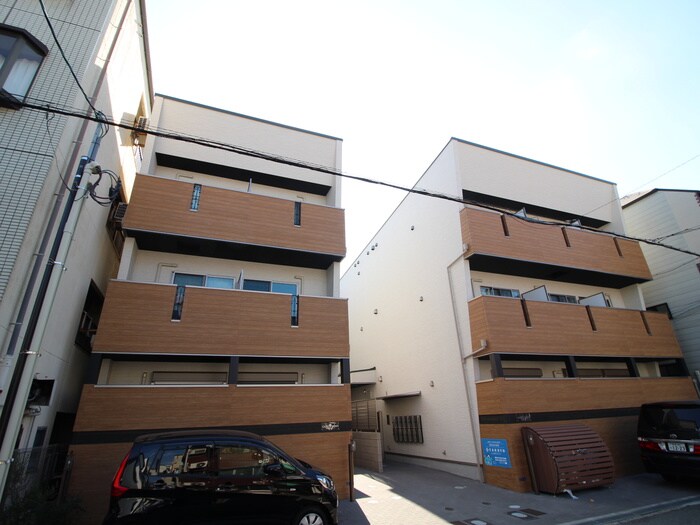 物件外観写真1　(外観写真)