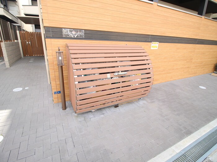 物件外観写真4　(建物設備)