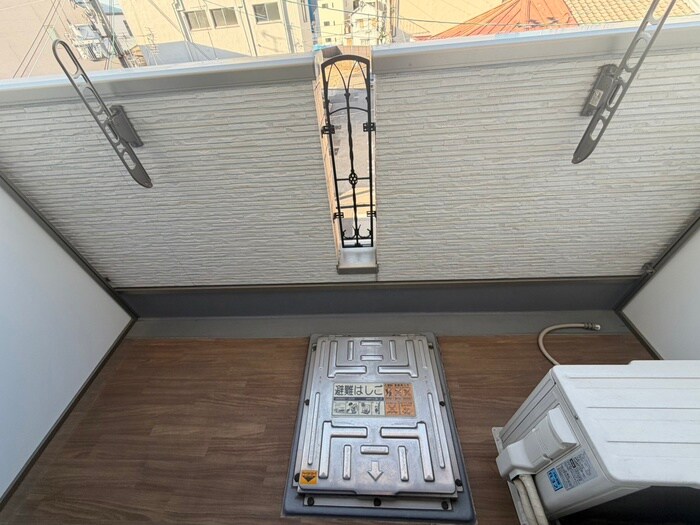 物件内観写真12　(ベランダ・バルコニー)