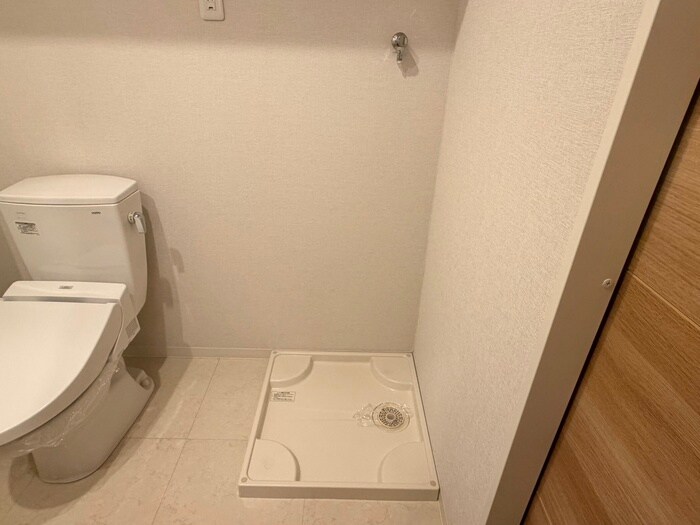 物件内観写真21　(洗濯機置場)