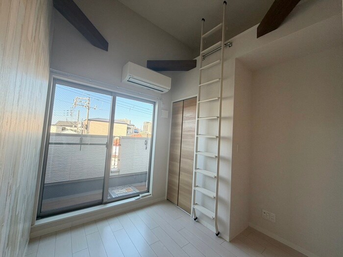 物件内観写真22　(居室)