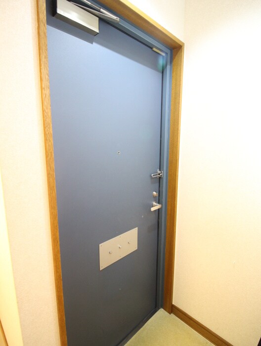 物件内観写真10　(玄関)