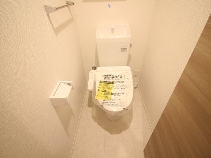 物件内観写真16　(トイレ)