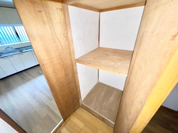 物件内観写真13　(収納)