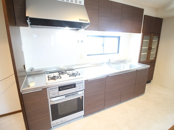 物件内観写真9　(居室)