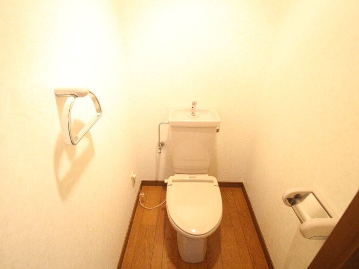 物件内観写真14　(トイレ)