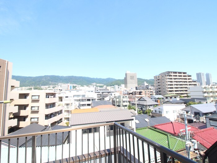 物件内観写真22　(室内からの展望)