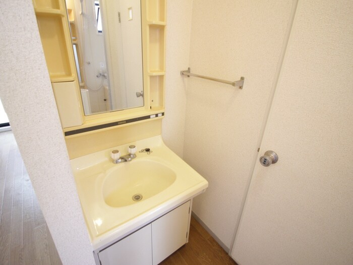 物件内観写真12　(洗面)