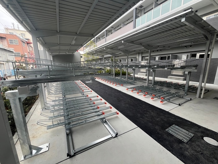 物件外観写真5　(駐輪場)