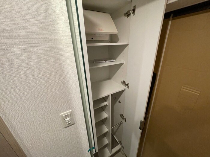 物件内観写真15　(靴箱)