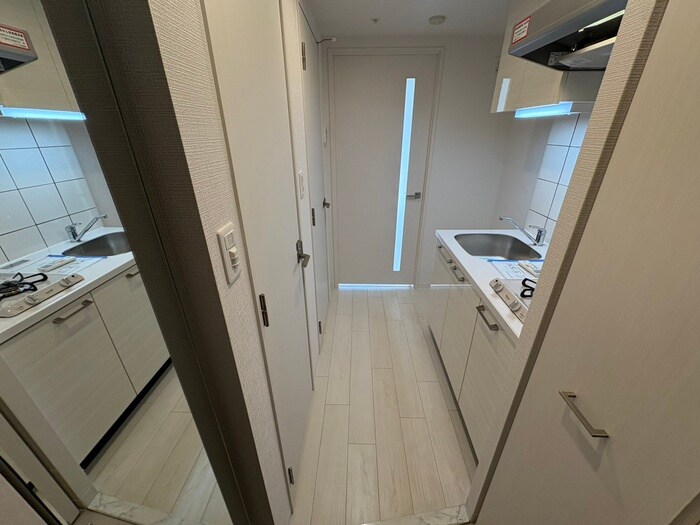 物件内観写真20　(廊下)