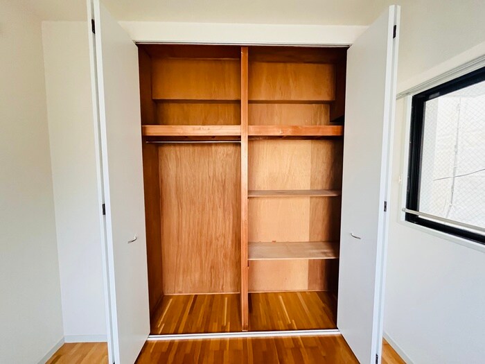 物件内観写真13　(収納)