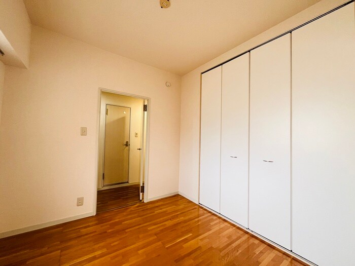 物件内観写真17　(居室)