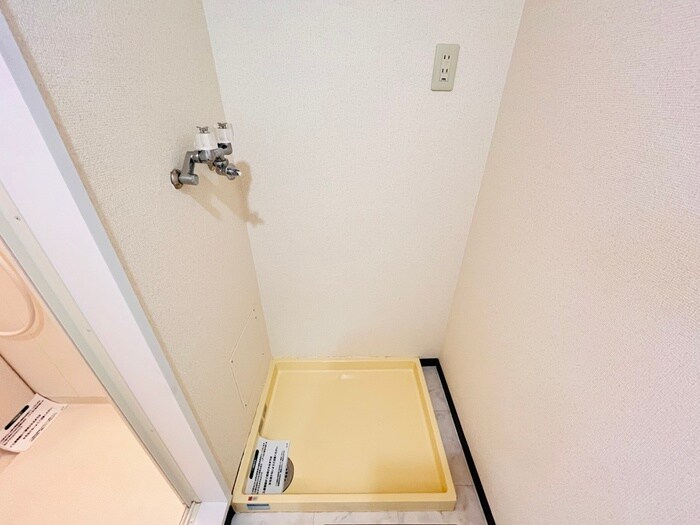 物件内観写真19　(洗濯機置場)