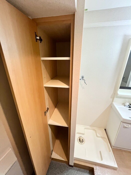 物件内観写真8　(収納)