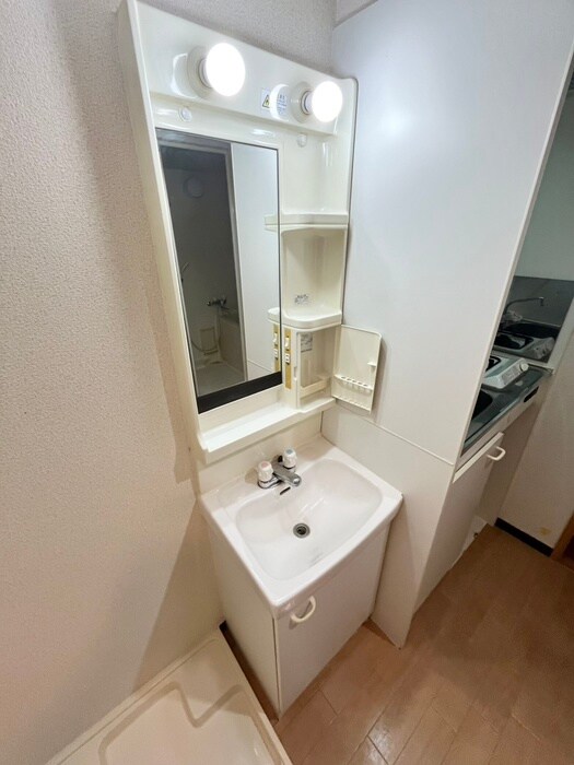 物件内観写真10　(洗面)