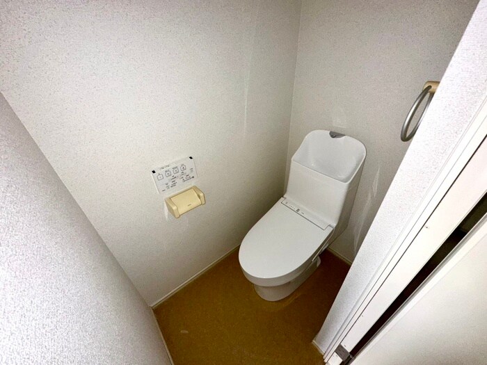 物件内観写真10　(トイレ)