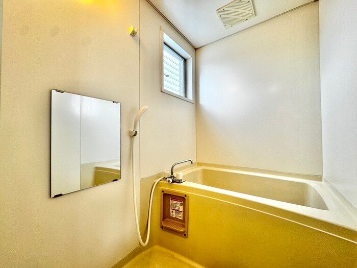 シックメゾンのバス