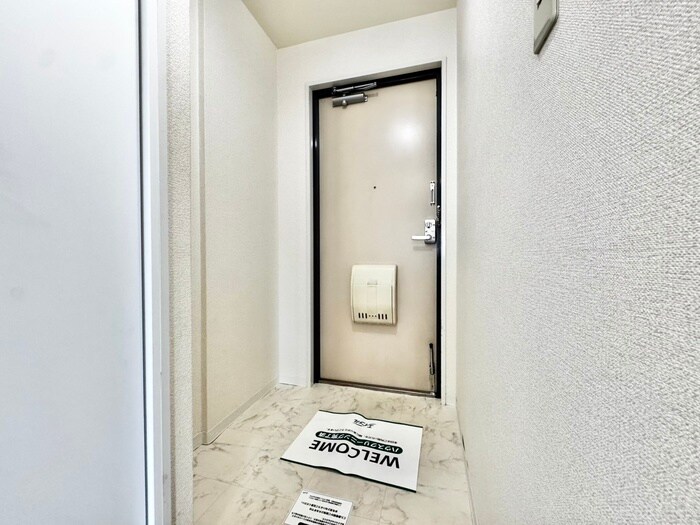 シックメゾンの玄関