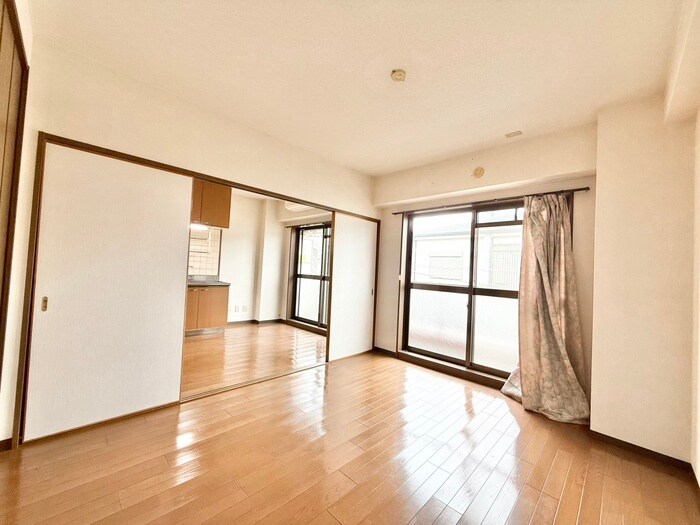 物件内観写真9　(居室)