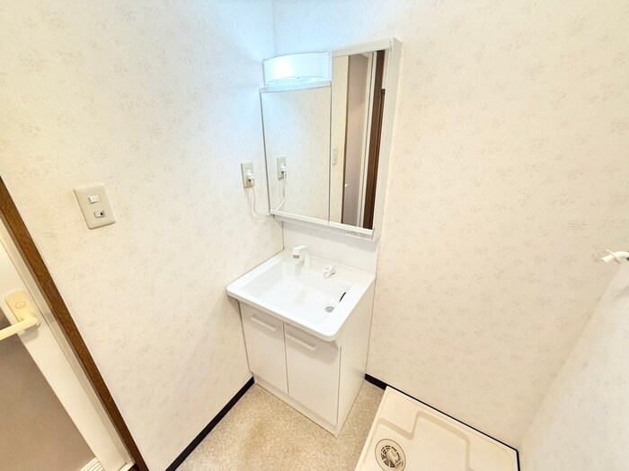 物件内観写真13　(洗面)