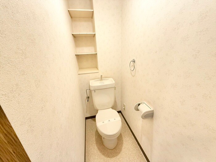 物件内観写真14　(トイレ)