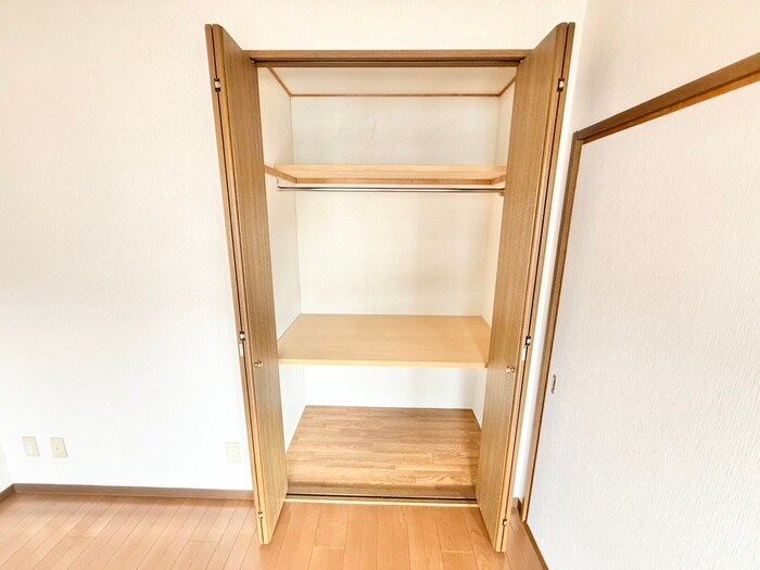 物件内観写真16　(収納)