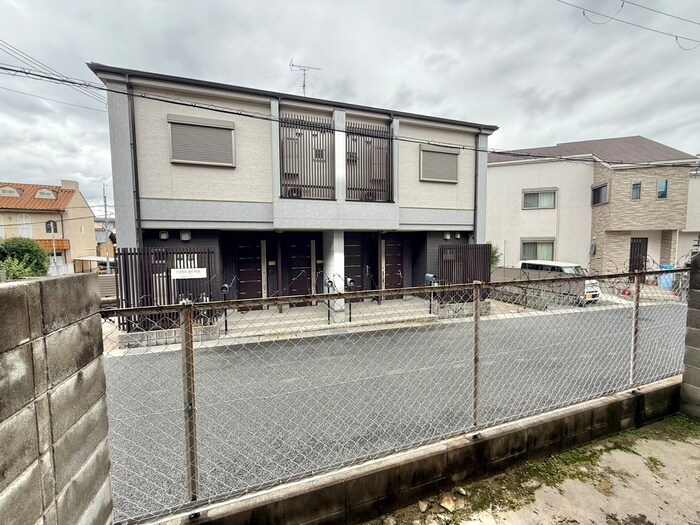 物件内観写真22　(室内からの展望)