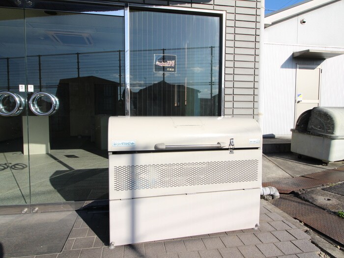 物件外観写真5　(建物設備)