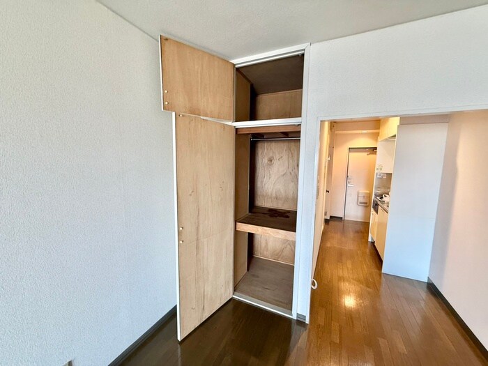 物件内観写真11　(収納)