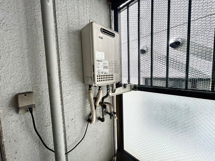 物件内観写真12　(洗濯機置場)