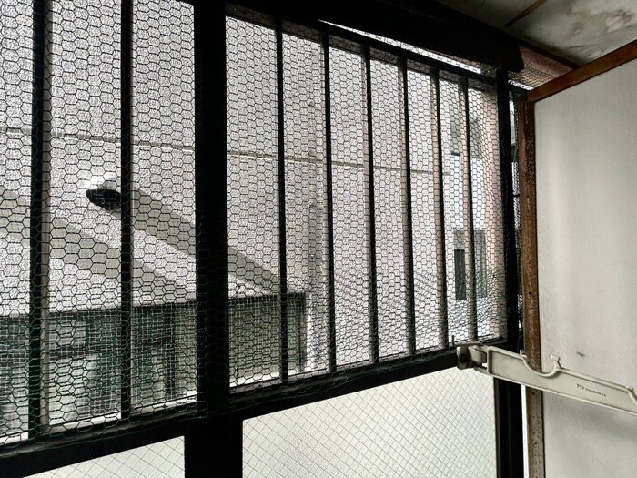 物件内観写真16　(室内からの展望)