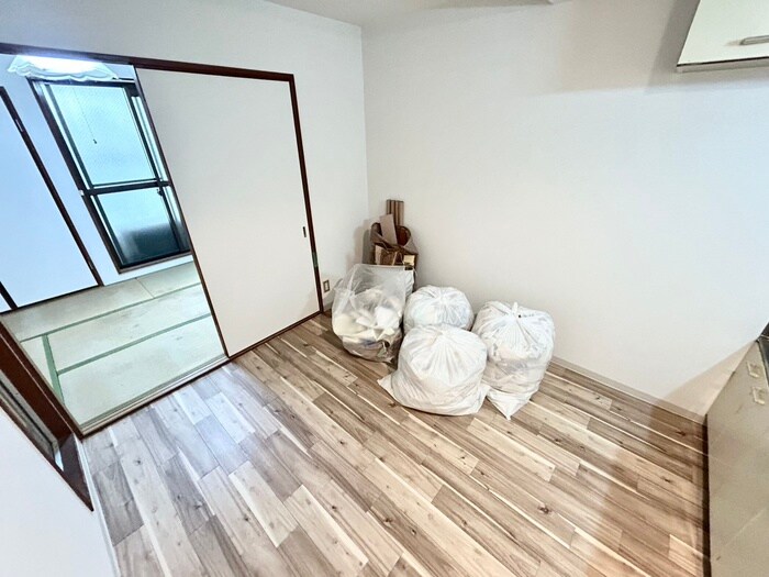 物件内観写真22　(居室)