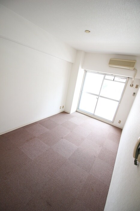 物件内観写真11　(居室)