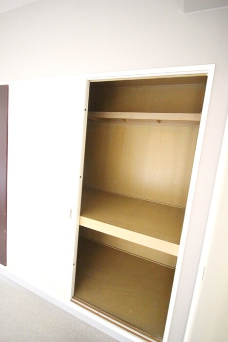 物件内観写真13　(収納)