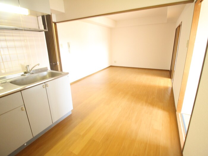 物件内観写真7　(居室)