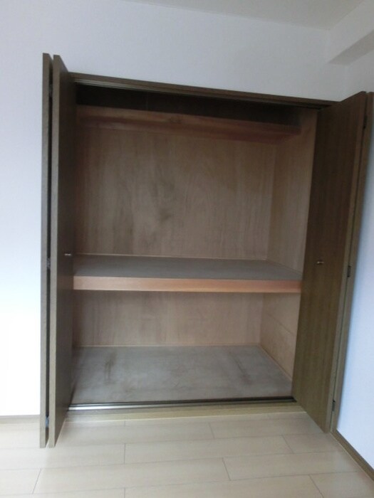 物件内観写真13　(収納)