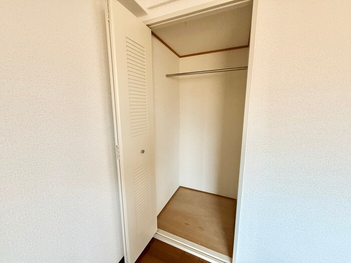 物件内観写真21　(収納)