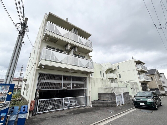 物件外観写真2　(外観写真)