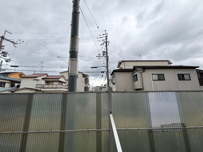 物件内観写真22　(室内からの展望)